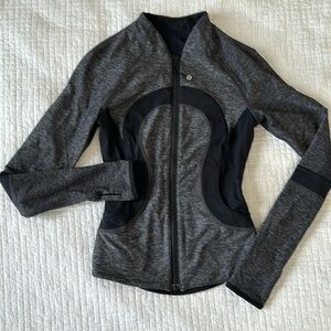 SOLD - Lululemon reversible define jacket size 2 black & grey